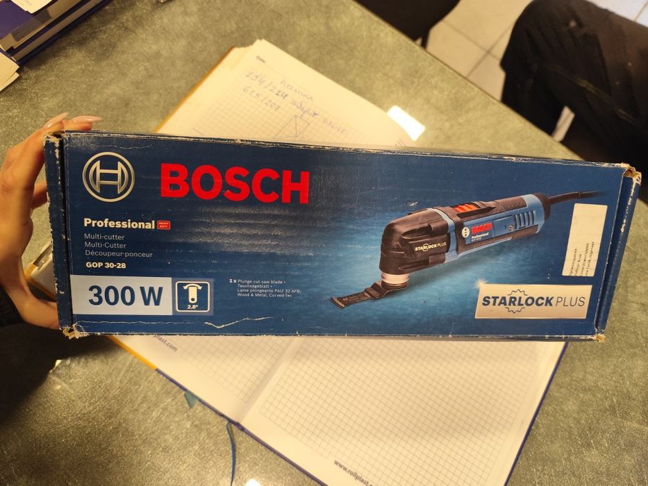Мултифункционален инструмент BOSCH GOP 30-28, 300W