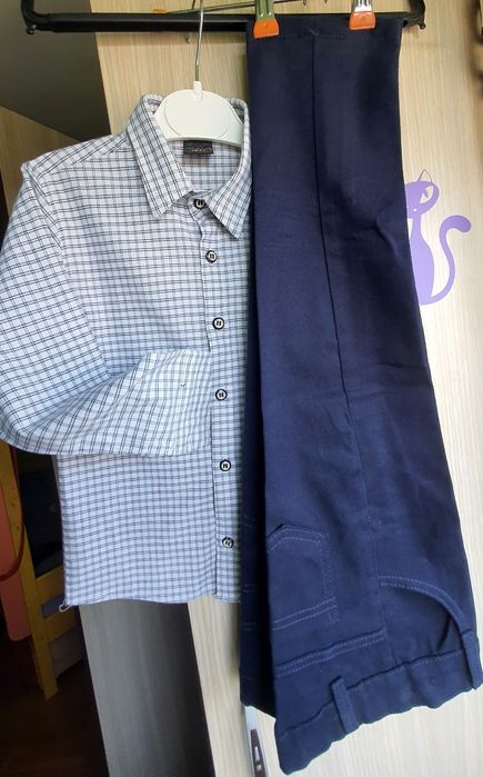 Vând cămașă + pantaloni stofă Wenny  5 ani