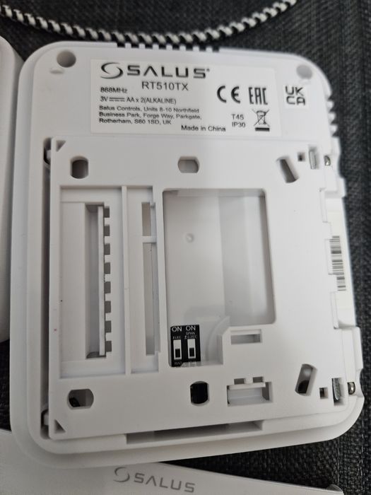 Termostat fara fir salus rt510tx