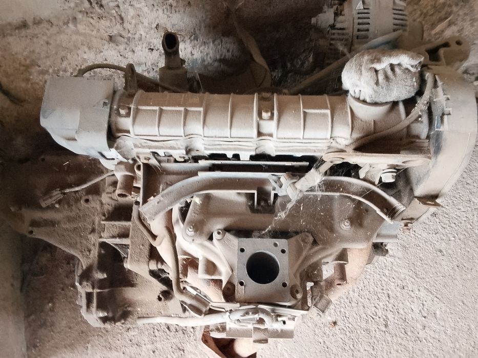 Продается мотор и коробка