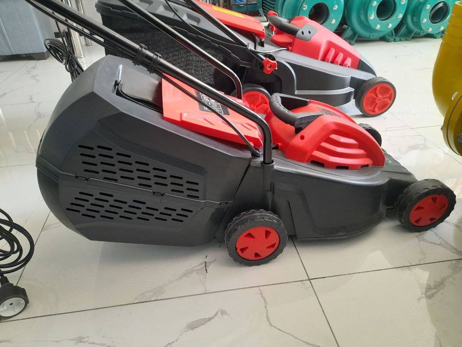 Gazonakasilka 37 L SAAB