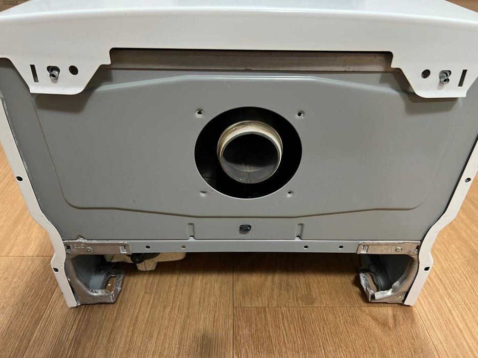 Vand centrala termica pe gaz Saunier Duval functionala si completa