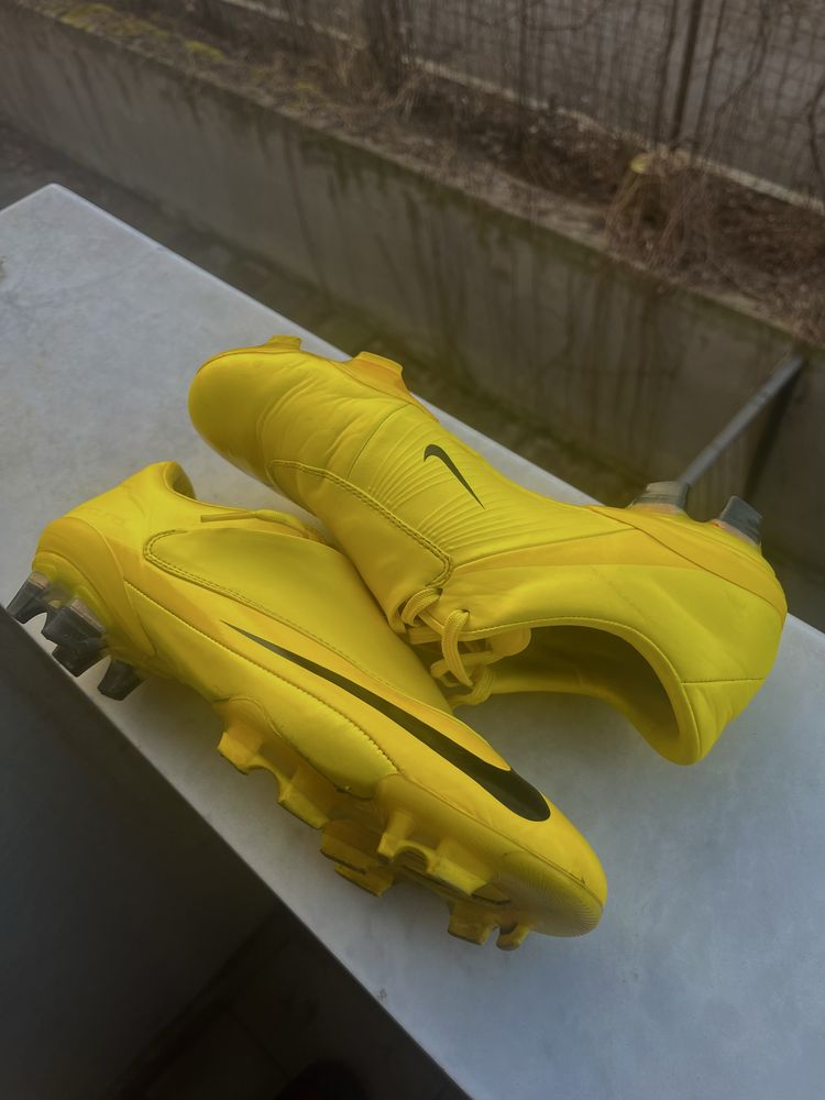 Ghete de fotbal Nike Mercurial Vapor V
