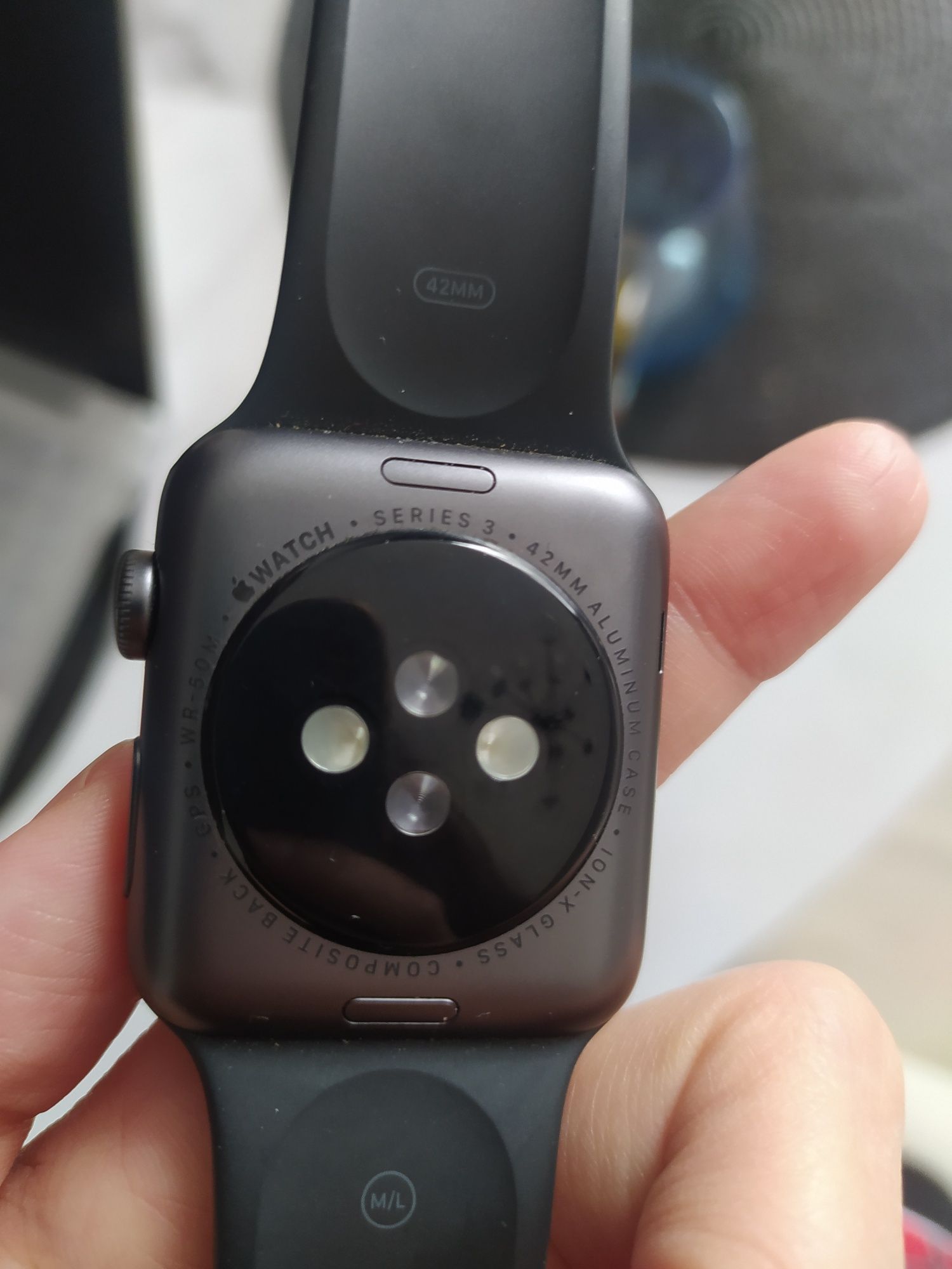 Продам часы  Apple watch s3