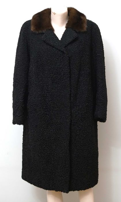 Haina blana astrahan guler nurca marimea L