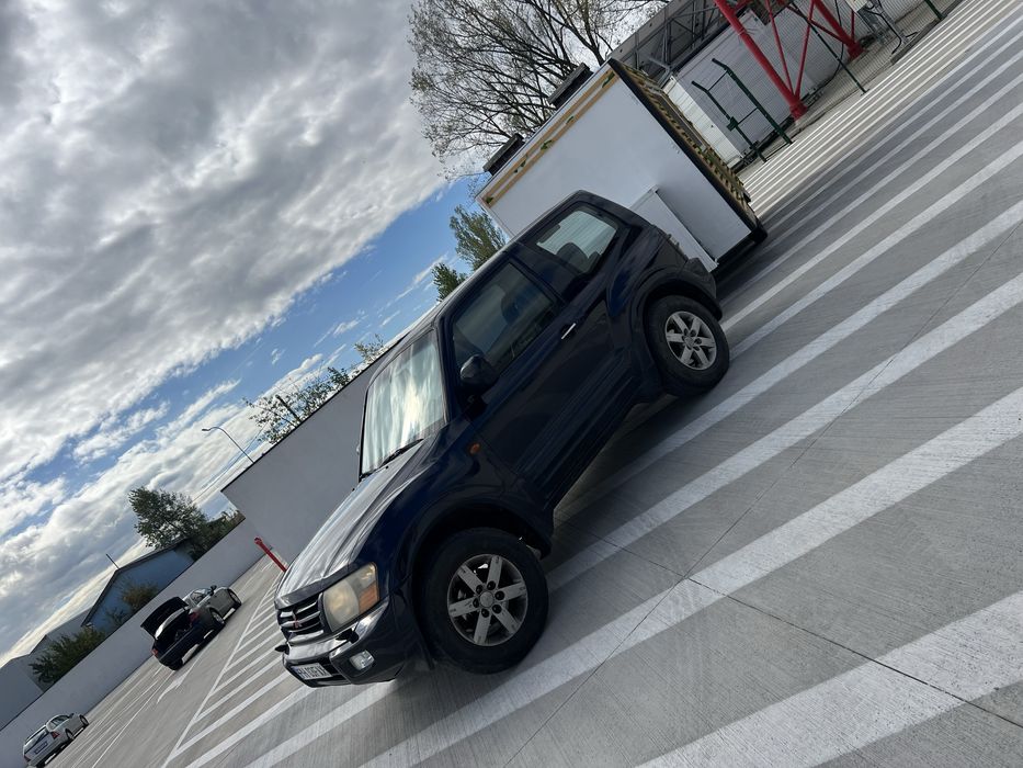 Mitsubishi Pajero 2003