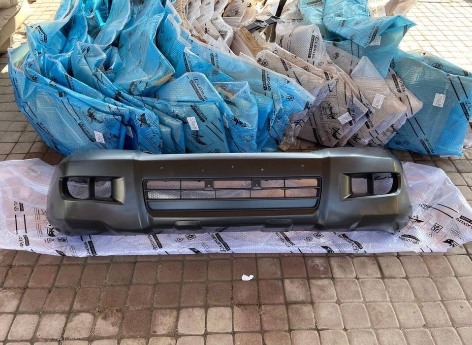 Бампер передний Toyota land cruiser Prado 120 gx470