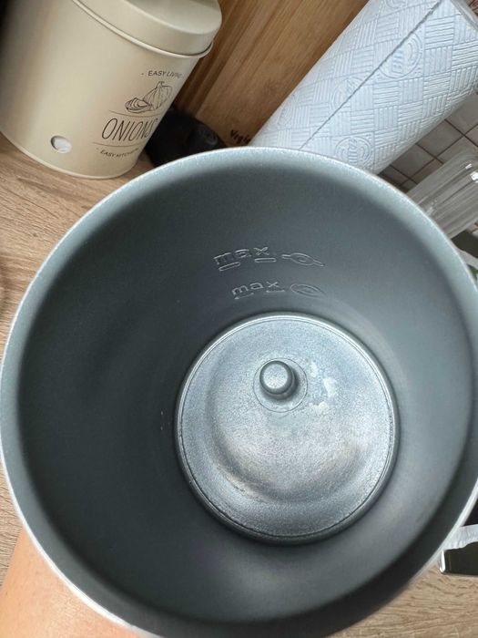 Aparat Cafea Essenza Mini D30 Verde si Aparat pentru spumă