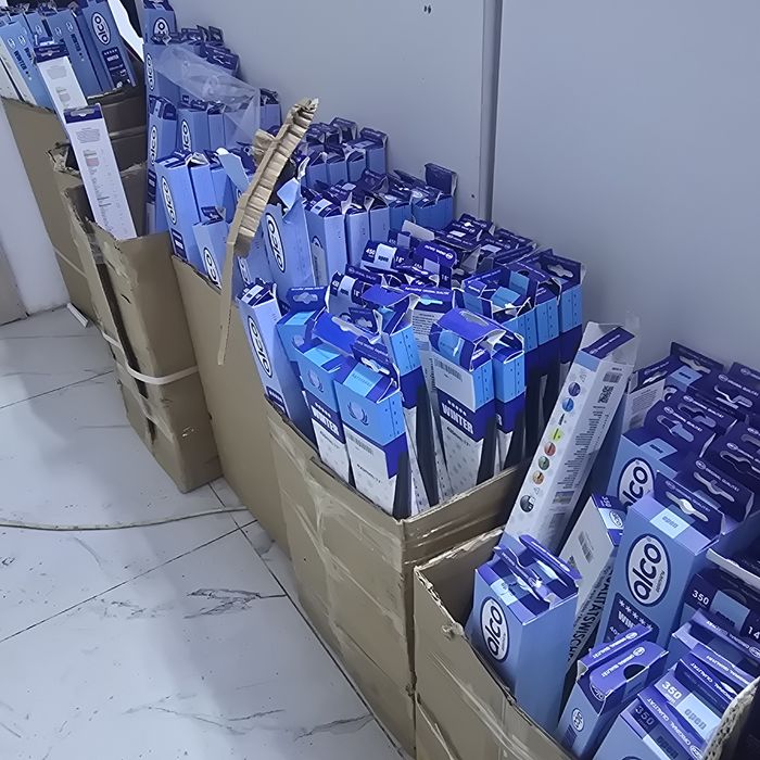 Зимние дворники на любой авто. Щетки стеклоочистителя автомобиля