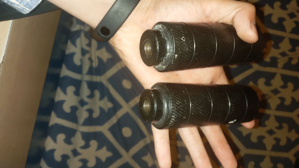 Великке тұруга арналган темірлер