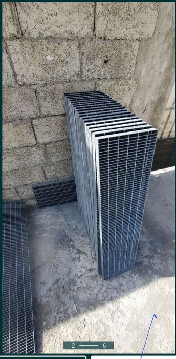 Vând trepte zincate la orice dimensiune pentru scări metalice facem la