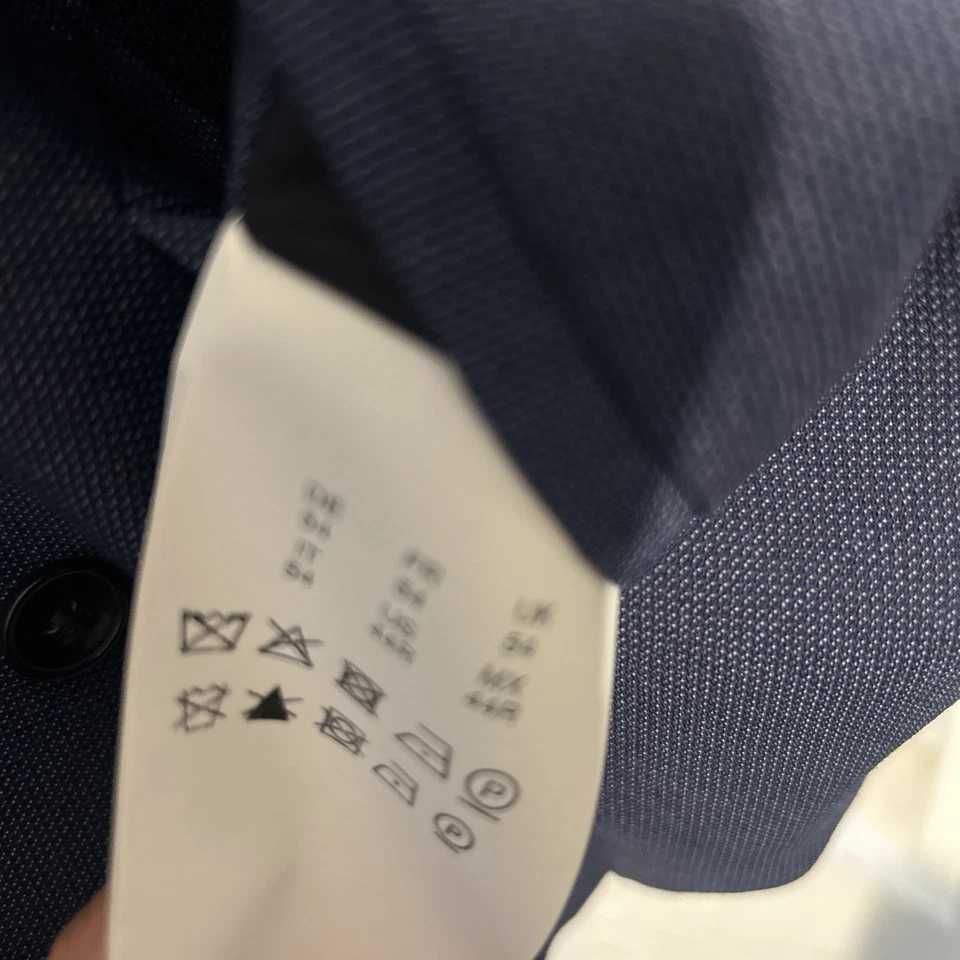 Hugo Boss - suit XL