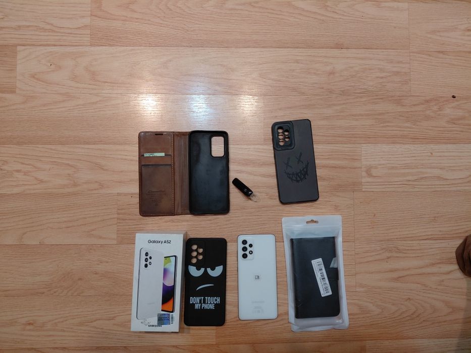 Samsung cu casca Bluetooth și husa ca nou și căști acer noi