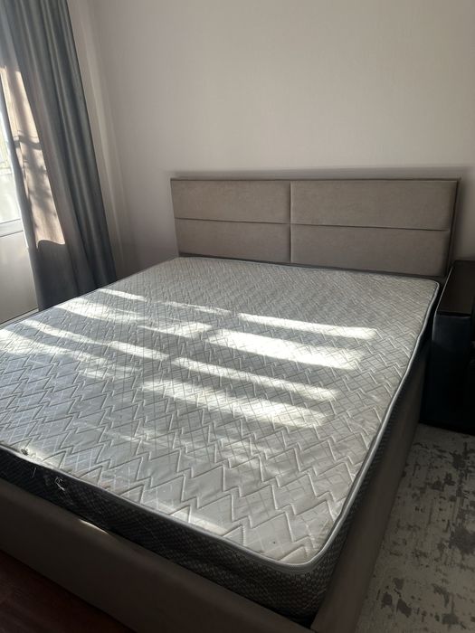 Кровать двуспальная