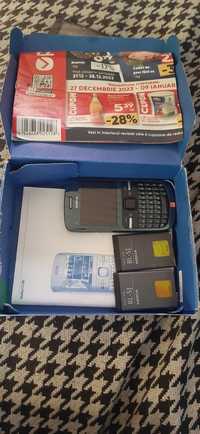 Vând telefon Nokia C3