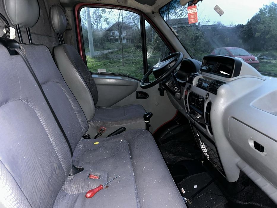 Renault Master 2.5 dCi на части