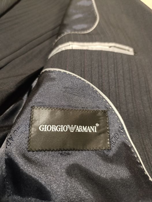 Costum Giorgio Armani 46