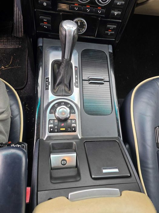 Range Rover Vogue 3.6d V8
***САМО НА ЧАСТИ***
