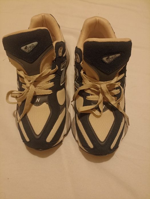 Adidasi new balance 9060