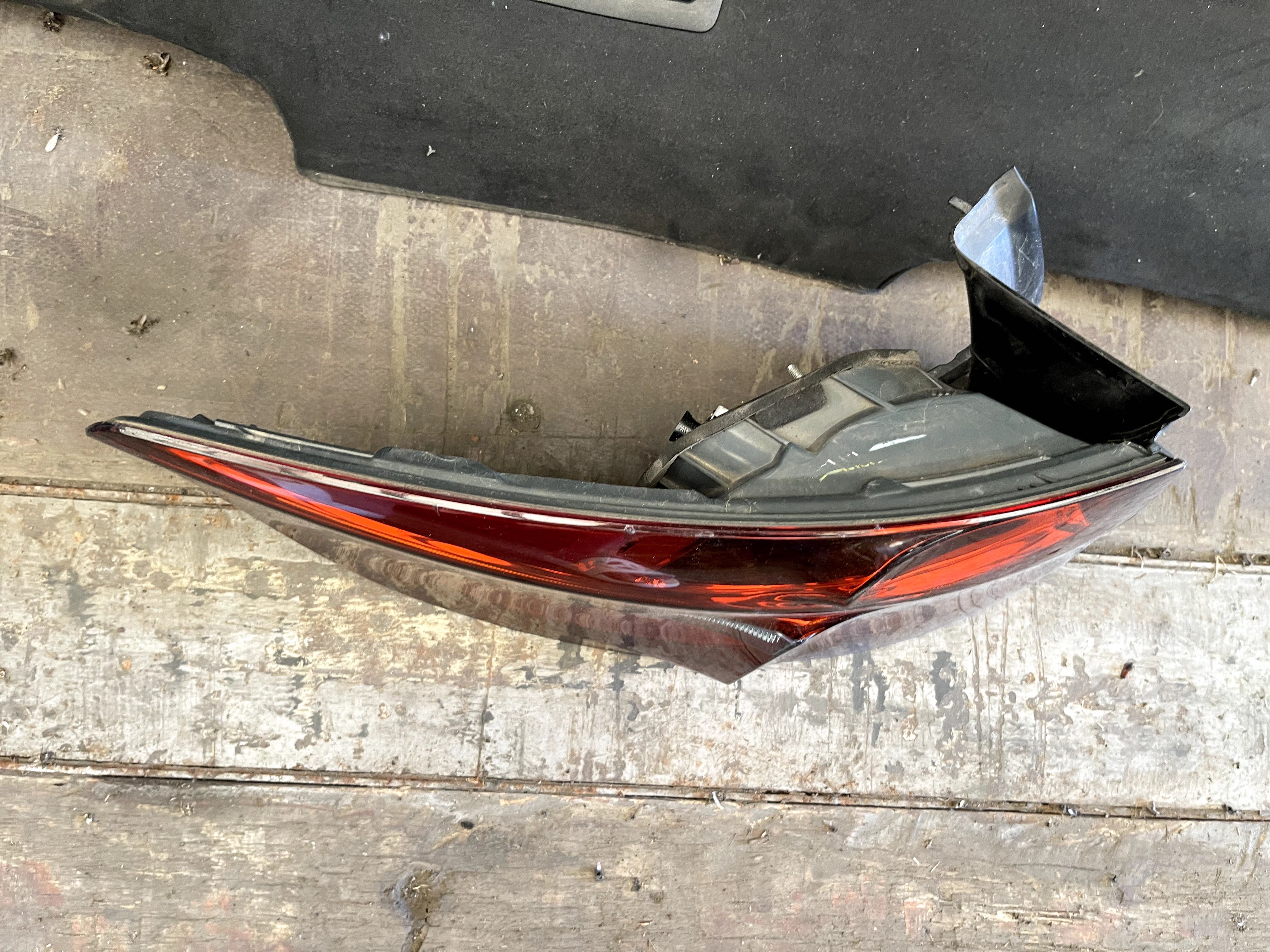 Stop / tripla stanga aripa BMW X6 E71 LCI Facelift