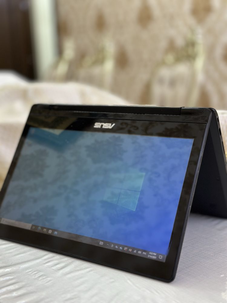 ASUS Flip 2in1 Q302