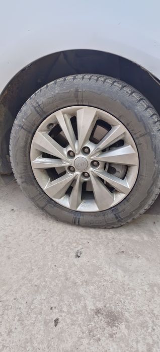 Продам зимние шины