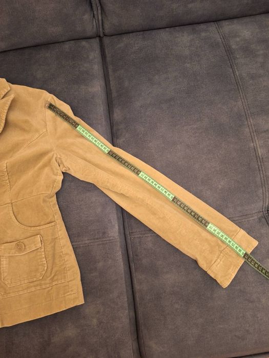 Ново велурено сако Sisley