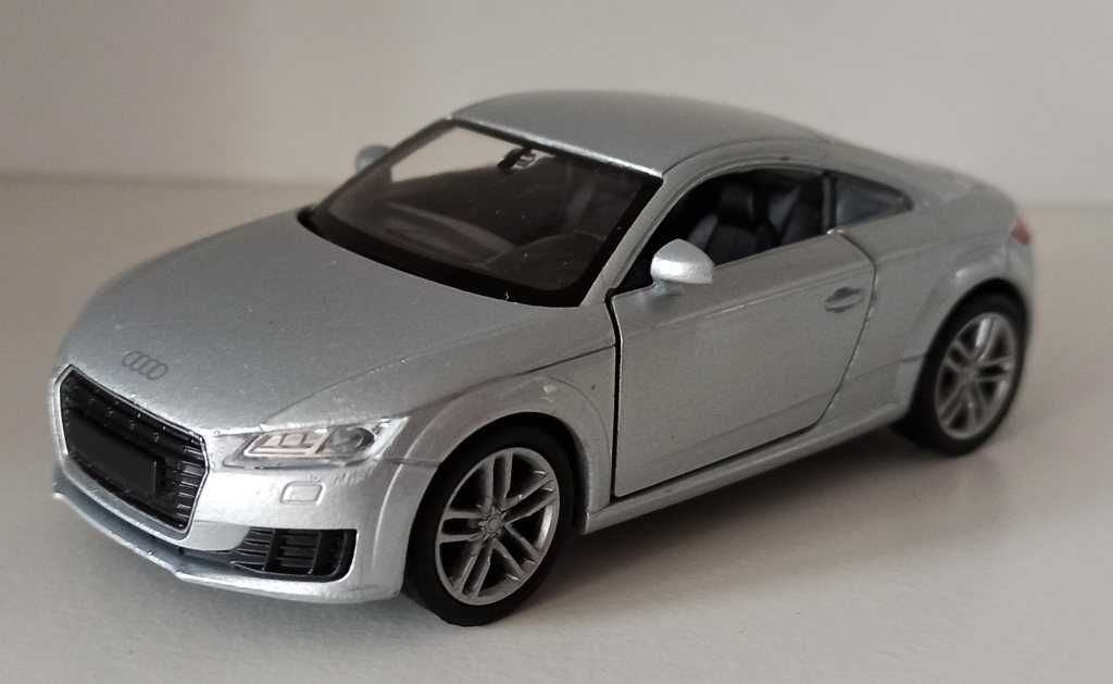 Macheta Audi TT MK3 2014 - Welly 1/36