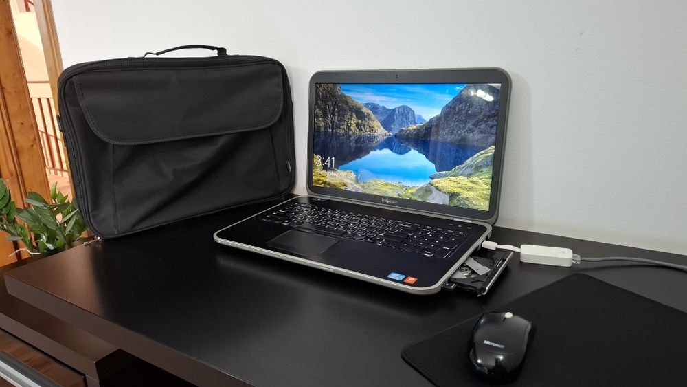 Laptop Dell 17.3''-7720, i5-3210M 2.5Ghz, 8GB ,740GB,GeForce GT650 2GB