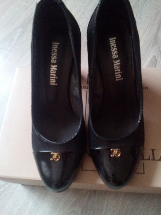 Дамски обувки с ток -"Santonelli'