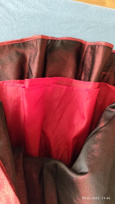 Рокля да момиче р.4-5 г. hm