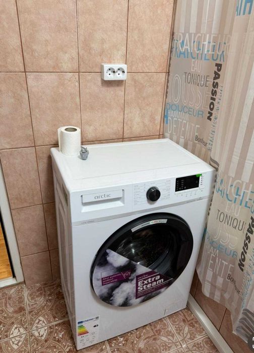 Garsonieră Str Tineretului, utilată, 1.300 lei/lună