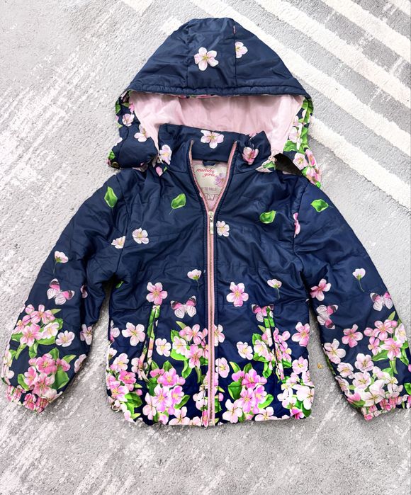 Одежды для девочек 5,6 лет LC WAIKIKI