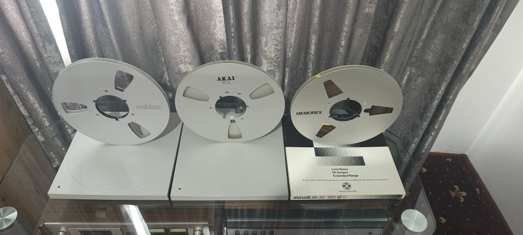 Akai / Relvox / Role / Benzi / Magnetofon / 26cm