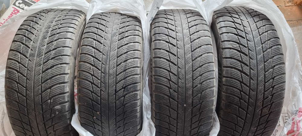Anvelope iarna Bridgestone Blizzak LM001* Runflat BMW 225/50R18 95H