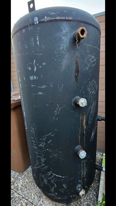 Vand puffer de 800 litri cu serpentina