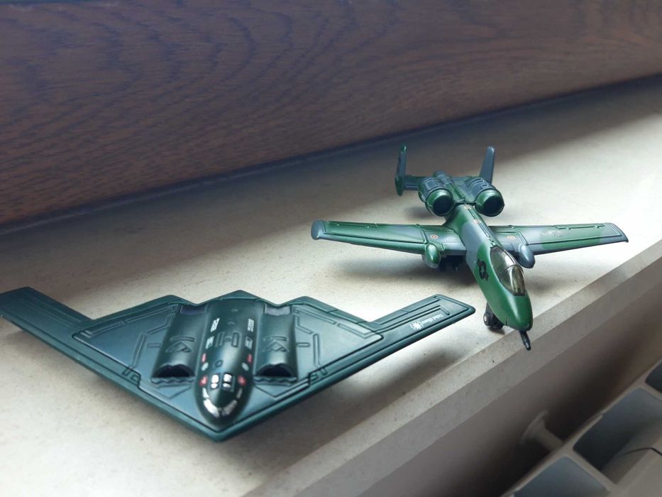Matchbox MIL MI-24 HIND-D Helikopter , F - 18 Hornet, B 2 Stealth,