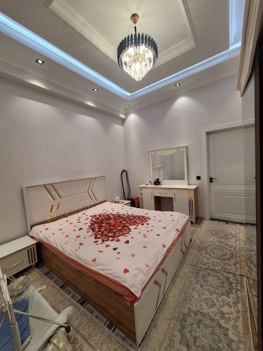 Продам своя Чиланзар 24 Новостройка 2х ком 70м2 евро ремонт