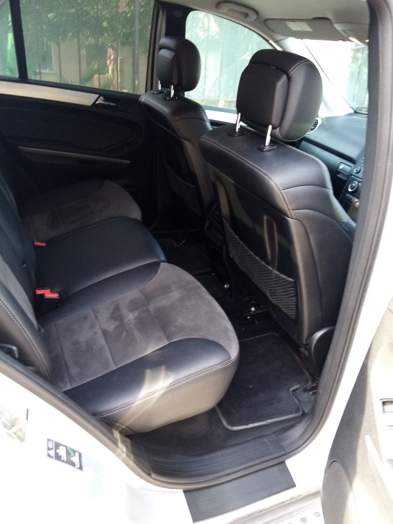 Мерцедес ML 350 CDI 2010г