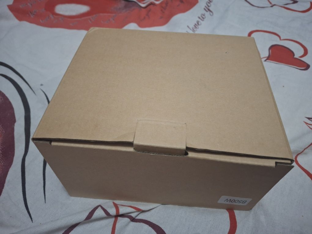 Продам Автокар плеер. Обсолютно новый.