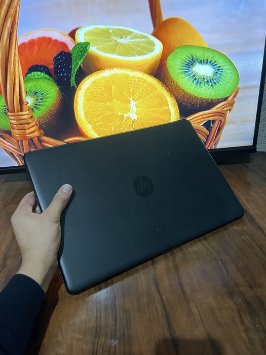 Hp noutbu holati yaxshi aybi yuq