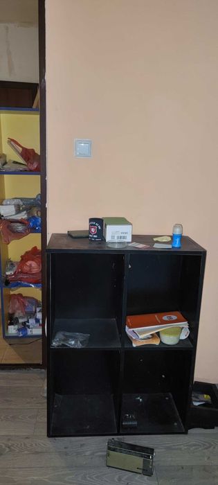 Шкафчета и етажерки