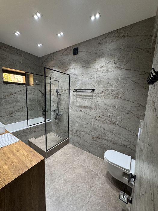 Своя 2в4/3/3 Ойбек метро с арендатором Срочно