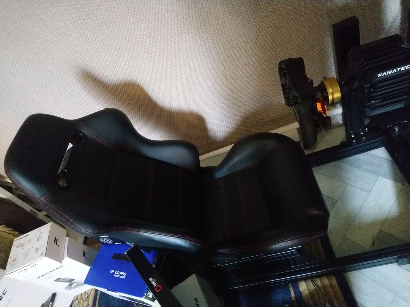 Продам автосимулятор на основе fanatec dd pro с кокпитом