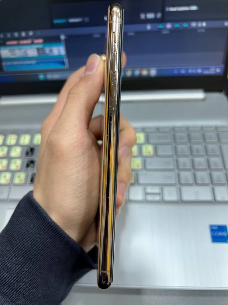 iPhone xsmax идал