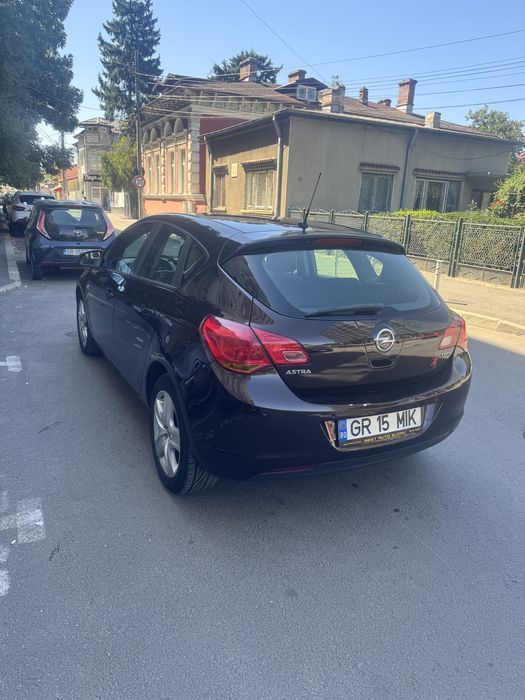 Opel astra J 1.7 cdti