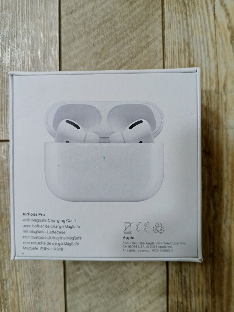 Беспроводные наушники AirPods Pro