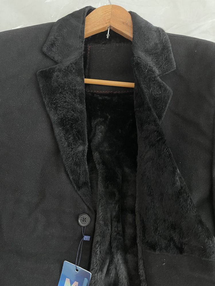 Черное мужское пальто 52