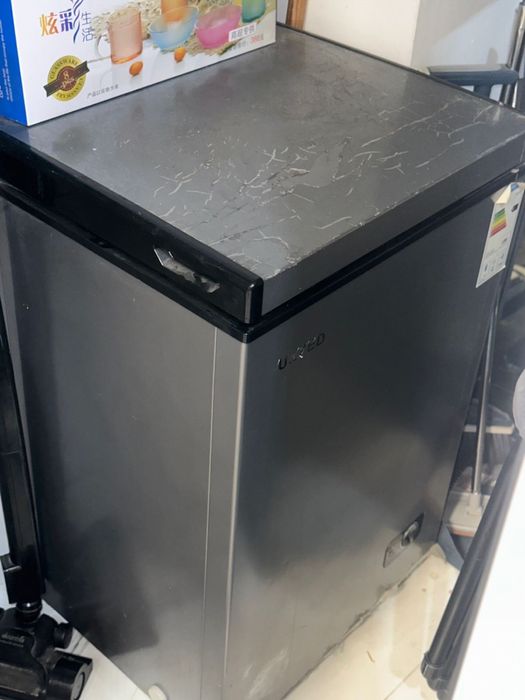 Продается бу морозильник muxxed