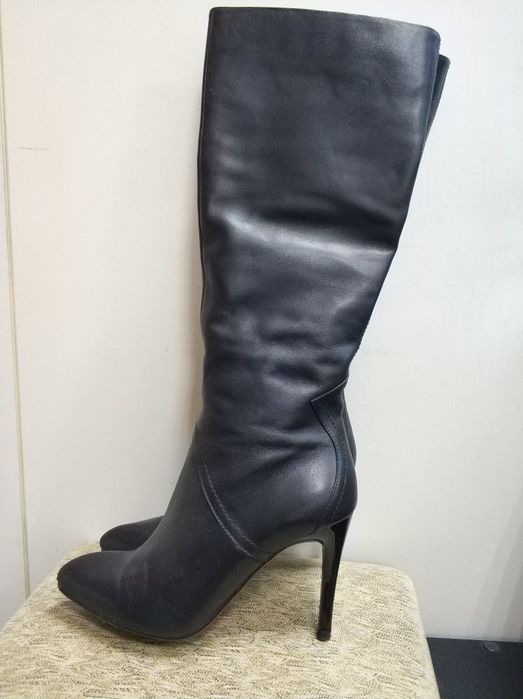 Продам кожаные сапоги